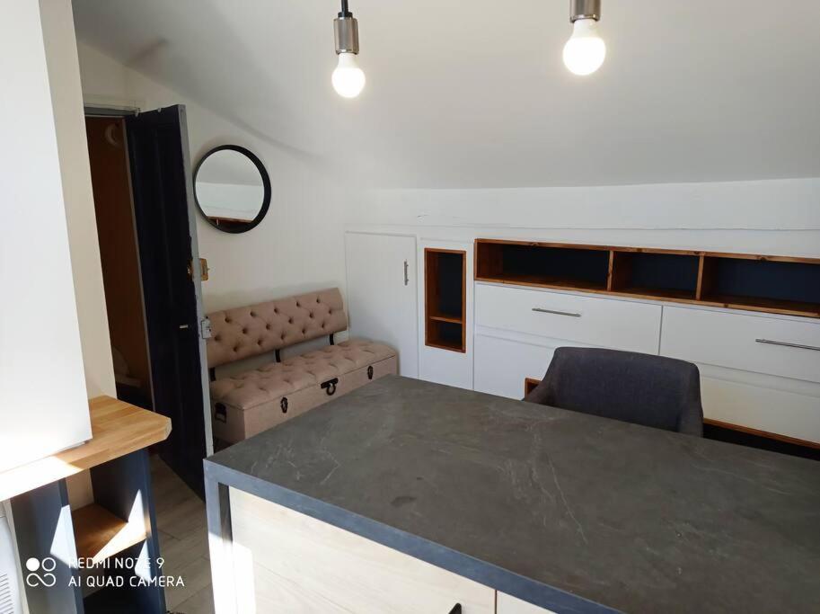 Avignon Hyper Centre:Studio Cosy Et Calme Esterno foto